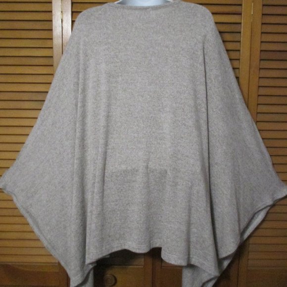 New Directions TAN/CREAM poncho/sweater/loungewear soft stretchy size XL - Picture 9 of 9